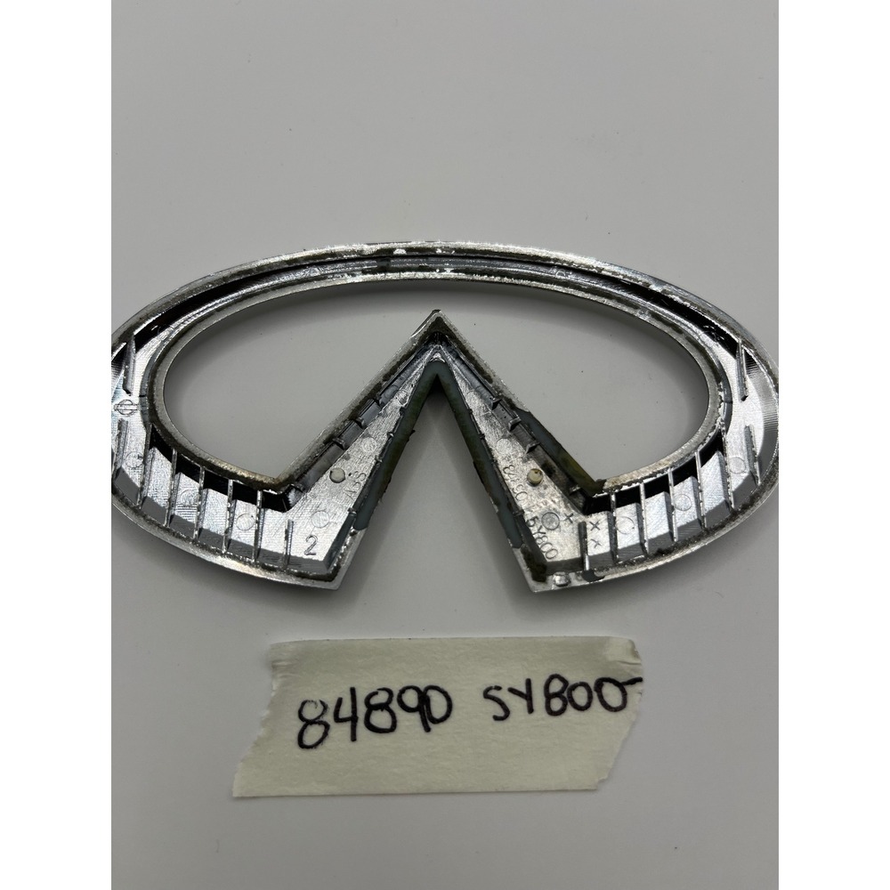 Infiniti Emblem Badge Rear Trunk Logo 84890-5Y800 Chrome Silver Used - Picture 5 of 5